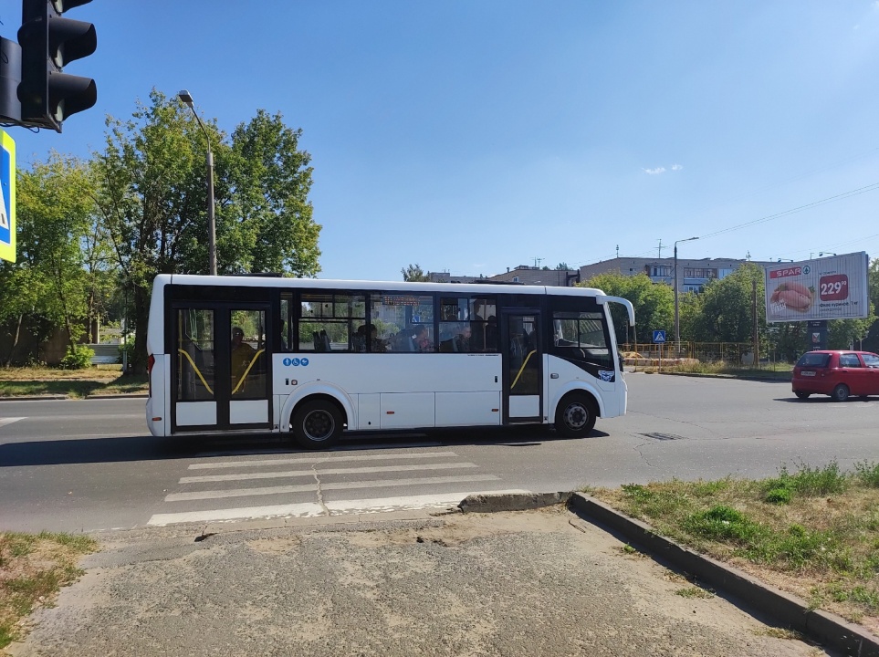 Автобус 2.jpg Автобус 2.jpg